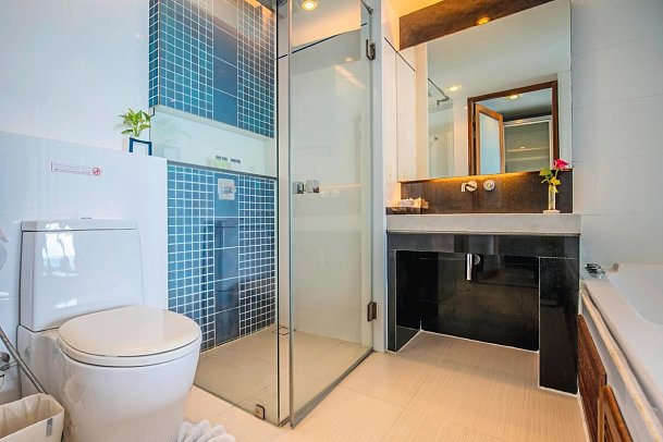 KC Beach Hotel Samui - Badbeispiel Luxury Sea View (Zimmercodierung UBP)