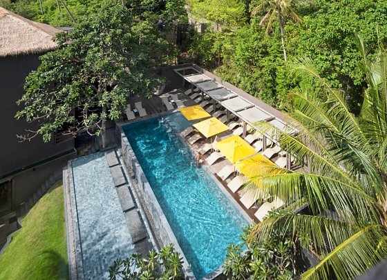 The Beach Club Haad Tien
