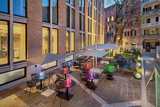 AVANI Rio Novo Venice Hotel