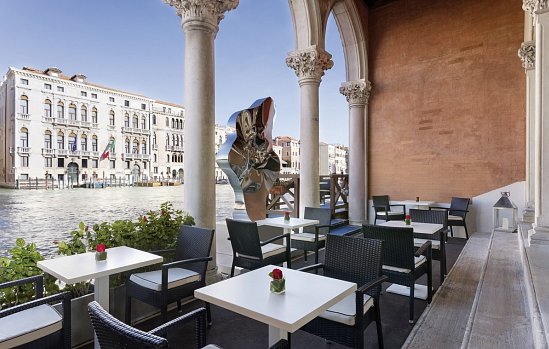 Sina Centurion Palace