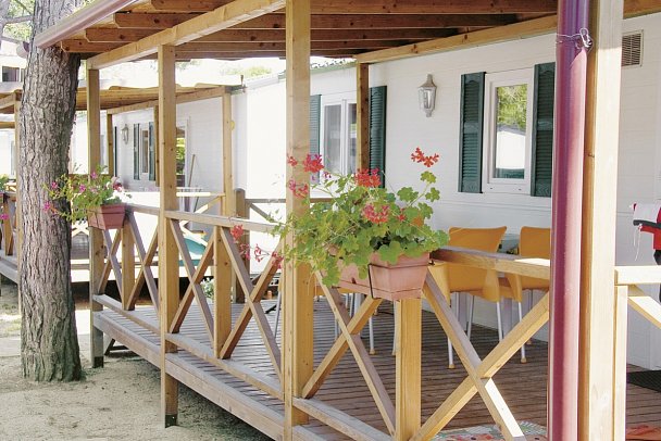 Vela Blu Camping Village - Wohnbeispiel Mobilheim Top Residence Gold Holiday (Zimmercodierung CB1)