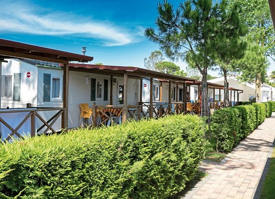 Vela Blu Camping Village - Wohnbeispiel Mobilheim (Zimmercodierungen CB1 & CB2)