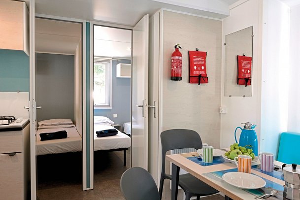 Villaggio San Francesco (by Happy Camp) - Wohnbeispiel Mobilheim Happy Premium (Zimmercodierung CM1)