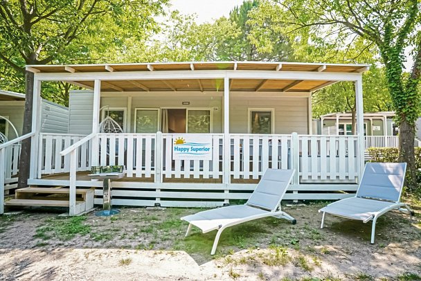 Villaggio San Francesco (by Happy Camp) - Wohnbeispiel Mobilheim Happy Superior (Zimmercodierung CS1)