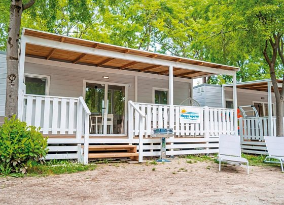 Rosapineta Camping Village (by Happy Camp) - Wohnbeispiel Mobilheim Happy Superior (Zimmercodierung CS1)