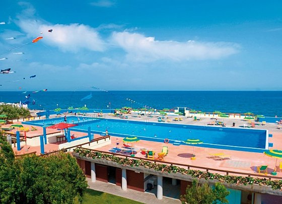 Rosapineta Camping Village (by Happy Camp)