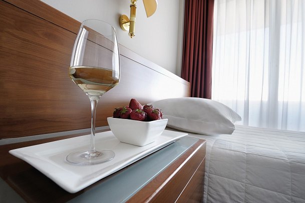 Des Bains Terme - Wohnbeispiel Doppe-/Einzellzimmer, Juniorsuite (Zimmercodierung DB1.EB1.JB1)