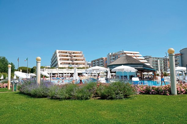 Savoy Beach Hotel & Thermal SPA