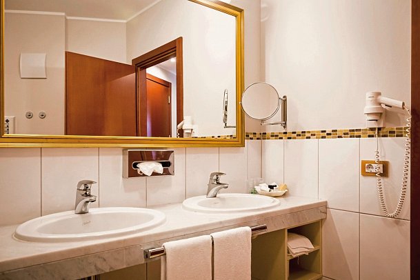 Mediterranee Family & Spa Hotel - Beispiel Bad (Zimmercodierung WM1)