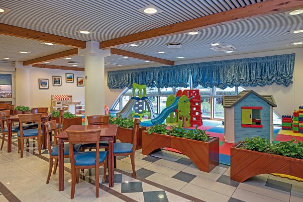 Aparthotel Holiday