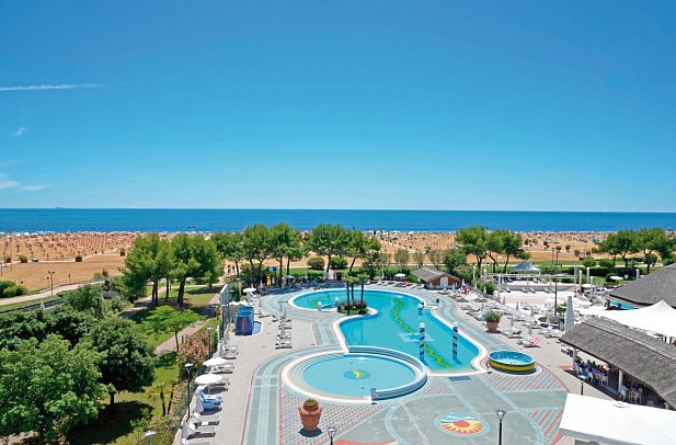 Aparthotel Holiday