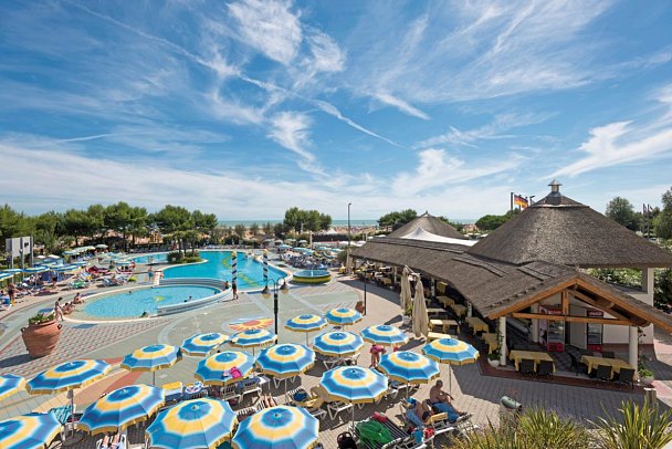 Aparthotel Holiday