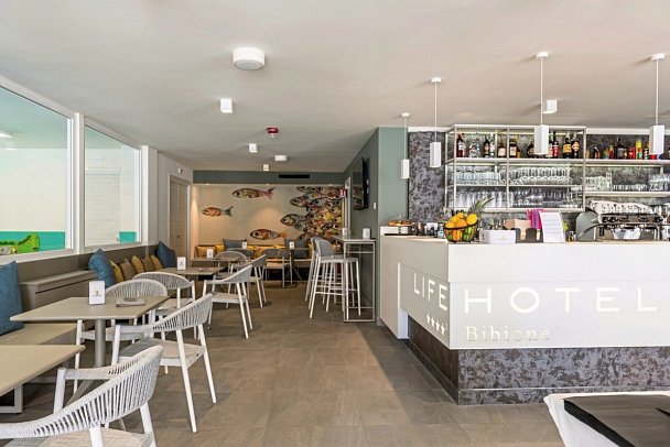 Life Hotel