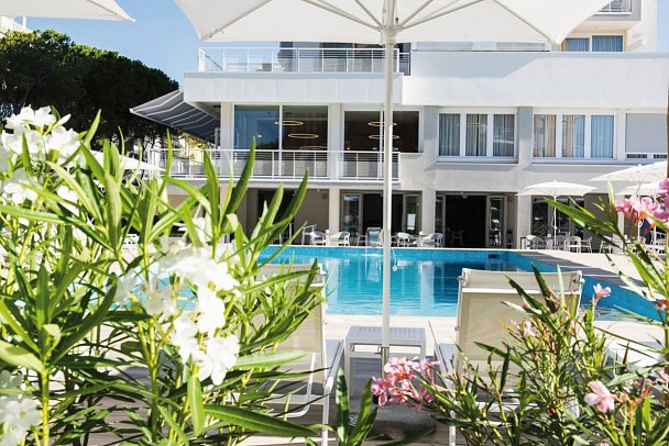 Life Hotel