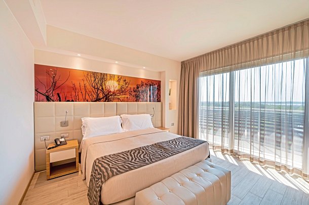 Laguna Park Hotel - Juniorsuite Bella Vista (Zimmercodierung JBN)