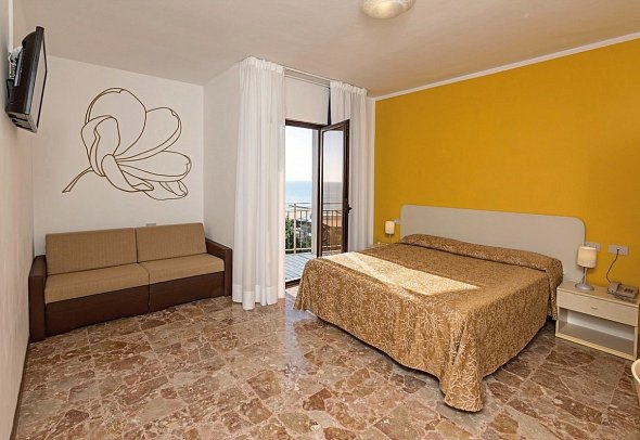 Sofia - Wohnbeispiel Familienzimmer (Zimmercodierung FB1)