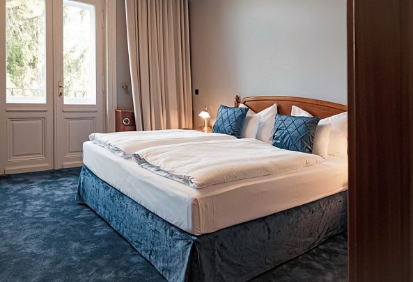 hideauts hotels Villa R - Wohnbeispiel Doppelzimmer Chic Gartenblick (Zimmercodierung DB2)