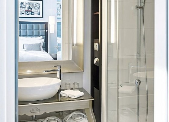 Steigenberger Icon Herrenhof - Wohnbeispiel Doppelzimmer Deluxe (Zimmercodierung DD1)