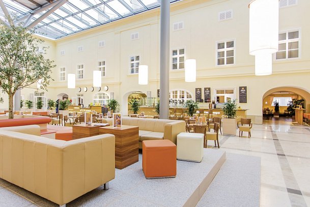 JUFA Hotel Wien City - Sitzecke Lobby