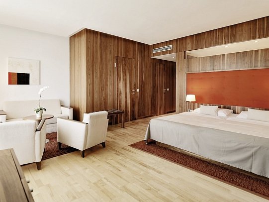 Therme Laa | Hotel | Silent Spa | Villas - Wohnbeispiel