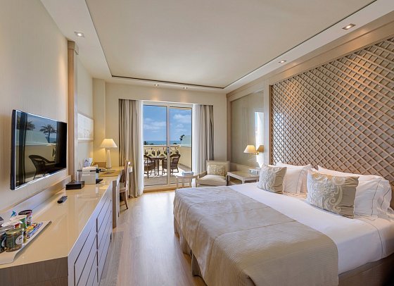 Las Arenas Balneario Resort - Deluxe