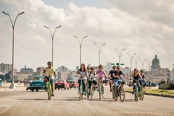 Die etwas andere Insel - Radtour, Havanna
