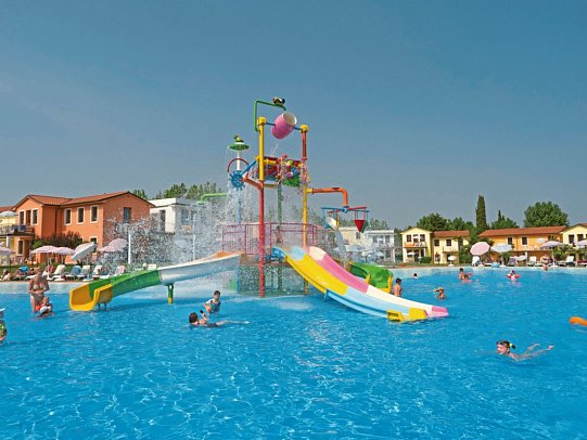 Gasparina Village