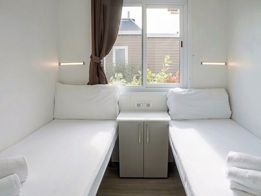 Sentido Lago di Garda Premium Village - Wohnbeispiel Camp Lodge Deluxe Lakeside (Zimmercodierung CD1)