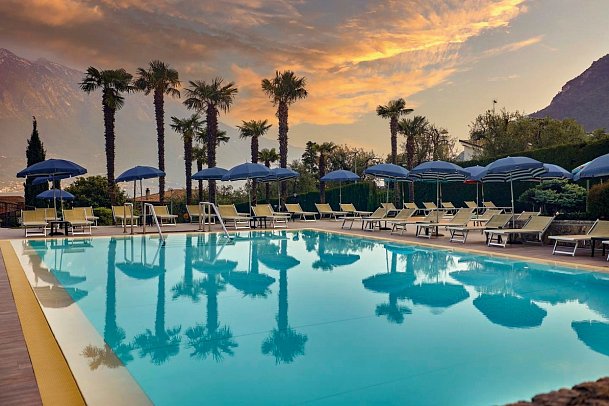 Hotel Royal Village - Außenpool