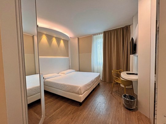 Ark Hotel - Wohnbeispiel Einzelzimmer Superior (Zimmercodierung ES1)