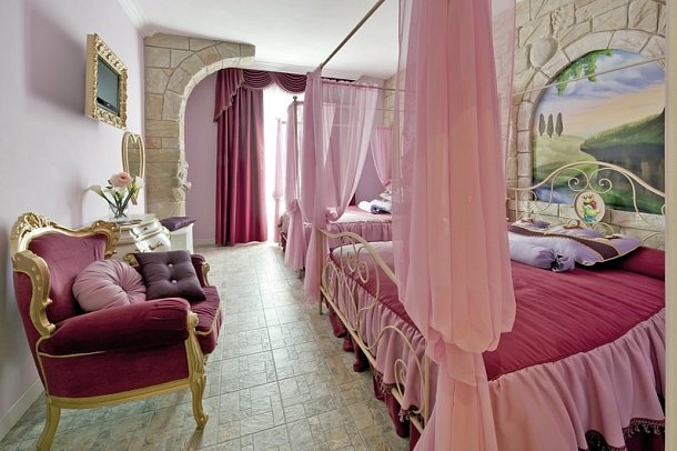 Gardaland Hotel - Wohnbeispiel Themenzimmer Princess Kingdom