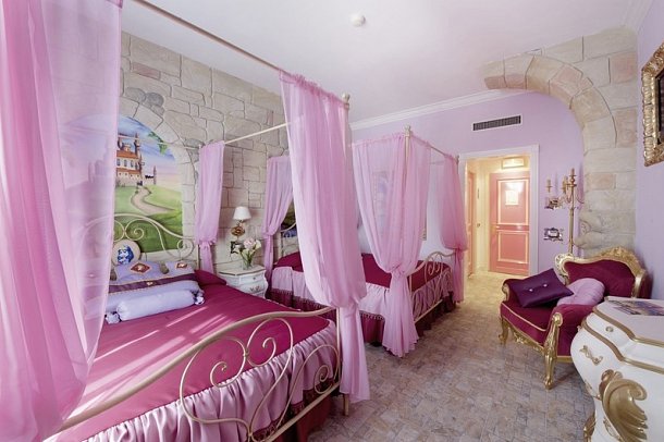Gardaland Hotel - Wohnbeispiel Themenzimmer Princess Kingdom