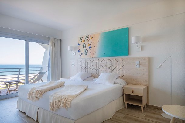 Iberostar Waves Royal Andalus - Wohnbeispiel Suite Meerblick Beachfront (Zimmercodierungen WBO & WBM)