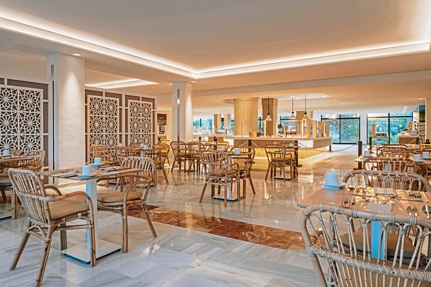 Iberostar Waves Royal Andalus