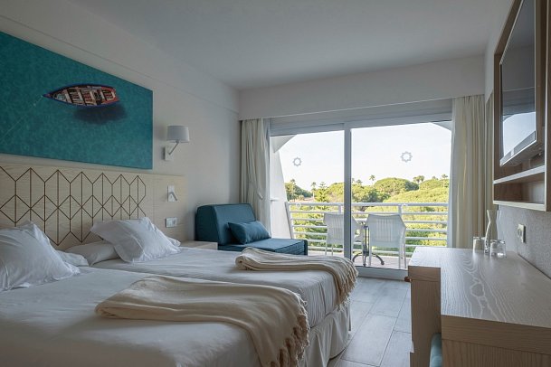Iberostar Waves Royal Andalus - Wohnbeispiel Doppelzimmer Gartenblick (Zimmercodierungen D1G & D2G)