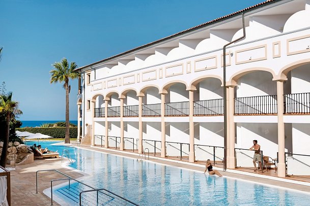 Iberostar Selection Andalucía Playa - Wohnbeispiel Doppelzimmer Gemeinschaftspool (Zimmercodierungen DX2 & DX4)