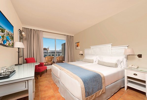 Hotel Fuerte Conil-Resort - Wohnbsp. Familienzimmer mit 2 Schlafzimmern (Zimmercodierung FB1)