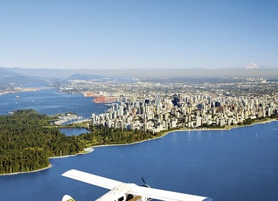 Bären, Wale & Vancouver Island - Flug nach Vancouver