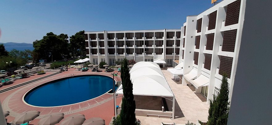 Hotel Kolovare