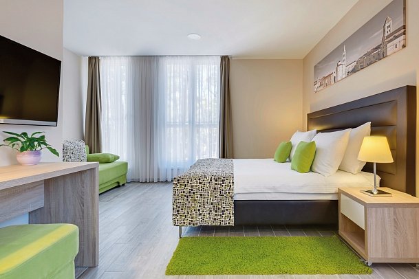 Pinija - Wohnbeispiel Familienzimmer Klassik (Zimmercodierung FB1)