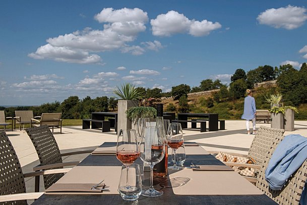 Victor's Residenz-Hotel Teistungenburg - Terrasse