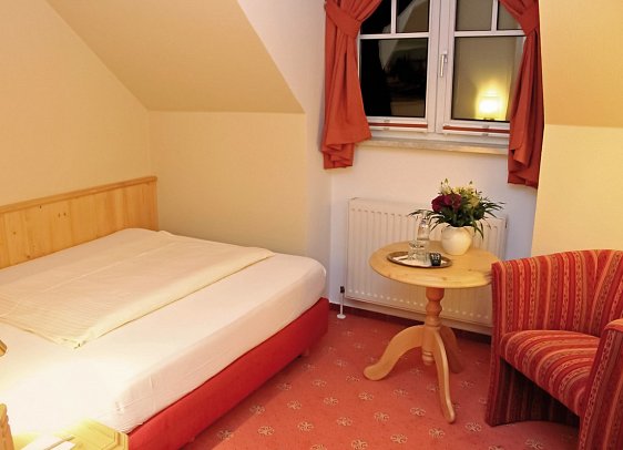 Kurpark Flair Hotel im Ilsetal - Wohnbeispiel Einzelzimmer Standard (Zimmercodierung EG1)