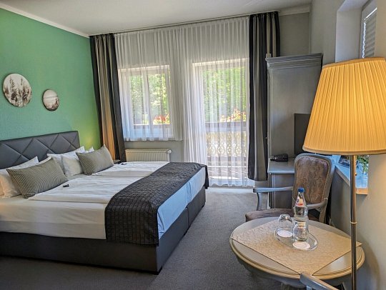 Kurhotel Bad Suderode - Wohnbeispiel Doppelzimmer Balkon (Zimmercodierung DB2)