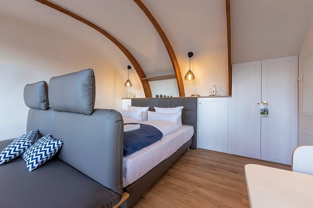 Sonnenresort Ettershaus - Wohnbeispiel Baumhaus Elvis Junior (Zimmercodierung BB1)