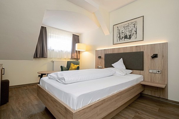 Hotel Niedersächsischer Hof - Wohnbeispiel Einzelzimmer Premium (Zimmercodierung EB1)