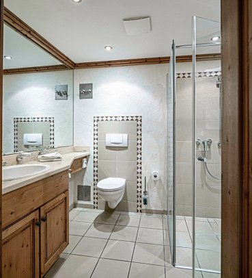 Mühl Vital Resort - Beispiel Bad Suite Typ Landhaus (Zimmercodierung JB1)