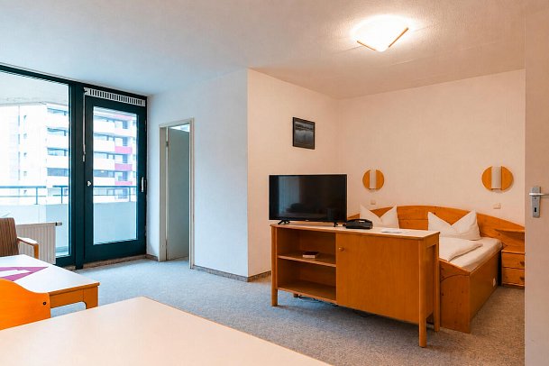 Panoramic Hotel - Ihr Apartmenthotel - Wohnbeispiel Economy Familien Appartement (Zimmercodierungen AB4, AB5 & AB6)