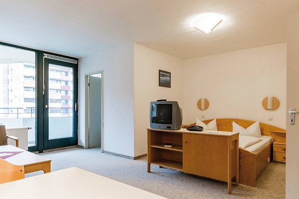 Panoramic Hotel - Ihr Apartmenthotel - Wohnbeispiel Economy Familien Appartement (Zimmercodierungen AB4, AB5 & AB6)