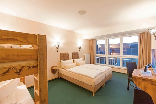 Hasseröder Burghotel - Wohnbeispiel Familienzimmer (Zimmercodierung FB1)