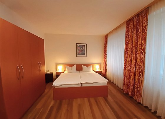 Altwernigeröder Apparthotel - Wohnbeispiel Doppelzimmer Standard (Zimmercodierungen DB1 & EC1)